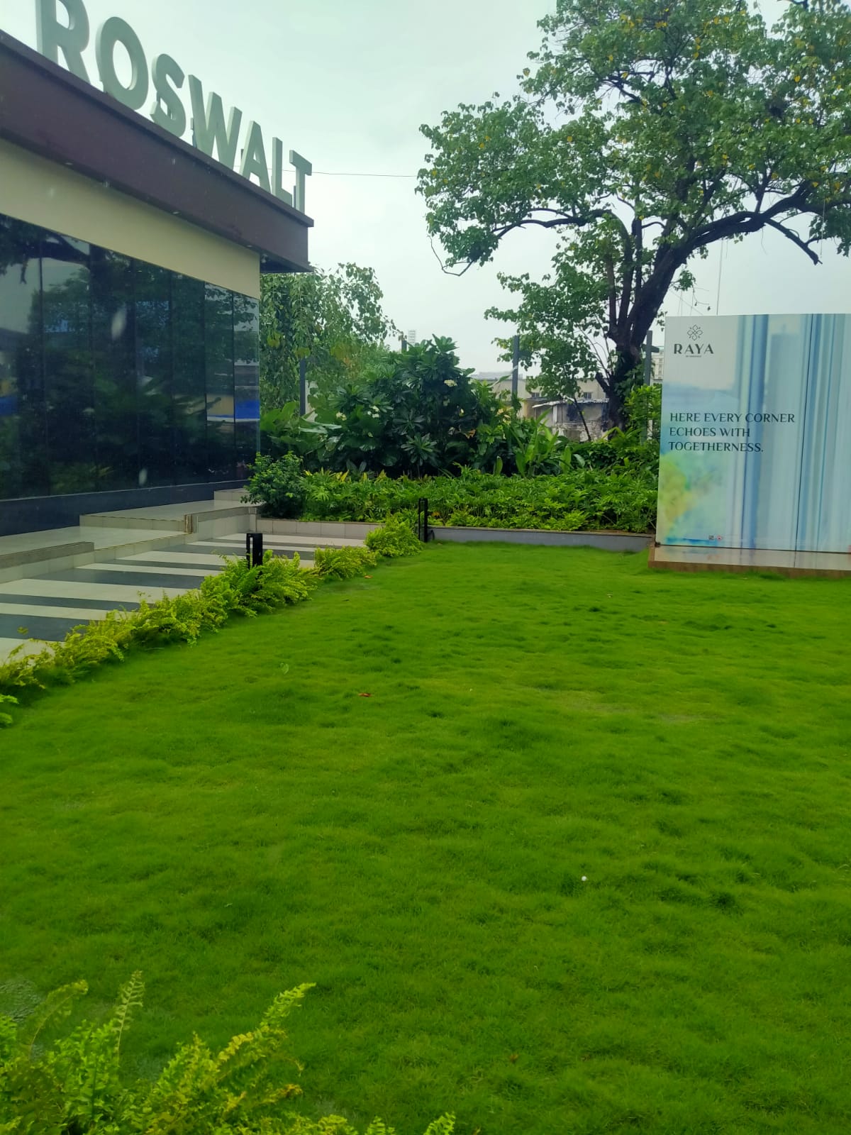 Premium landscape and garden development at Roswalt Raya residential project